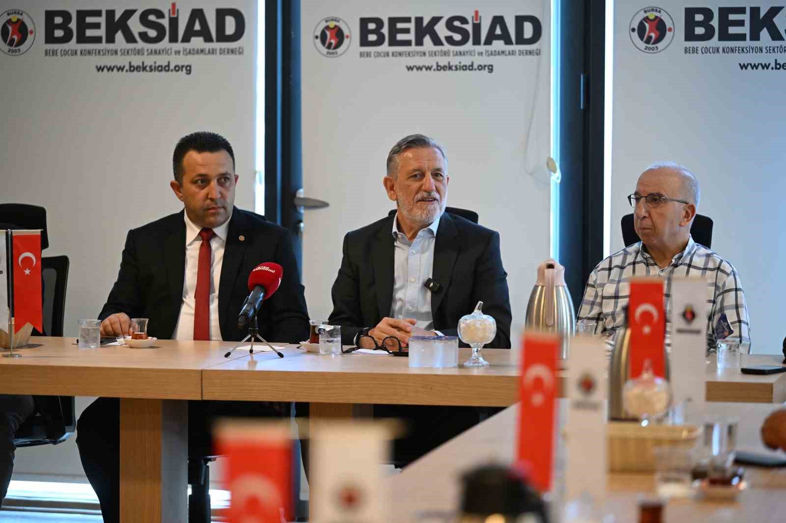 baskan-ibrahim-burkay-beksiad-uyeleriyle-bir-araya-geldi