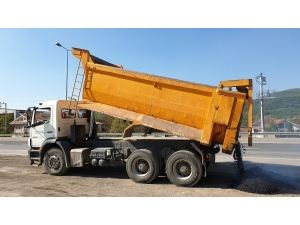 Kaynaşlı’da Yan Yollar Asfaltlanmaya Başladı