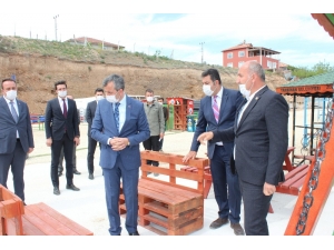 Vali Sezer, Yahşihan Belediyesi’nin Çalışmalarını İnceledi