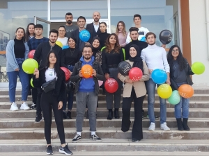 Kumluca Myo Öğrencilerinden Engelli Vatandaşa Akülü Araba