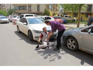 Hdp’lilerin Güldüğü Evlat Nöbetindeki Aileler Sinir Krizi Geçirdi