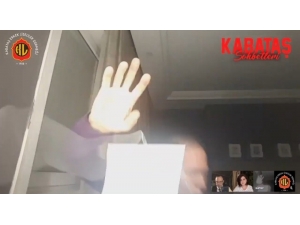 Sümer Ezgü, Canlı Yayında Tabureden Düştü, Gülmekten Konuşamadı