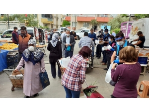 Aydın Büyükşehir Belediyesi, Nazilli’de Maske Dağıttı