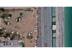 Koronaya Karşı Sosyal Mesafeli Karavanlarda İzole Yaşam