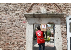 Türk Kızılay’ından Ermeni Cemaatine Yardım