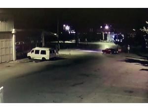 En Olmadık Yerde Yaptığı Drift Pahalıya Mal Oldu