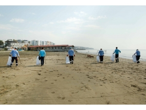 Karataş’ta Sahil Temizliği, İlaçlama Ve Dere Islahı