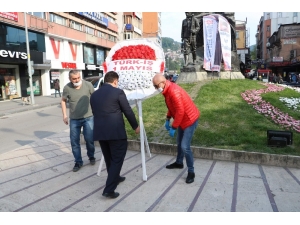 Zonguldak’ta 1 Mayıs Korona Virüs Gölgesinde Kutlandı