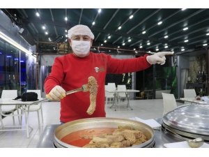 3 Günlük Kısıtlama Öncesi Adanalılar Soluğu Şırdancılarda Aldı