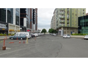 Diyarbakır’da Cadde Ve Sokaklar Kısıtlama Sonrası Sessizliğe Büründü