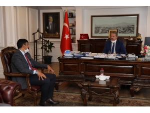 Başkan Palancıoğlu 1 Mayıs Emek Ve Dayanışma Günü’nü Kutladı