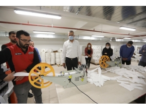 Hayırsever Vatandaştan Mezitli Belediyesi’ne Maske Üretim Makinesi