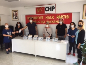 Chp Ortaca, Kendi İmkanları İle Ürettiği Maskeleri Vatandaşa Ulaştırıyor