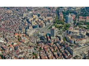 Taksim Meydan’da Sessizlik Havadan Görüntülendi