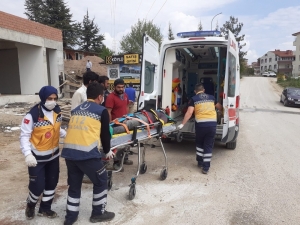 1 Mayıs İşçi Bayramı Günü İnşaattan Düşen İşçi Yaralandı