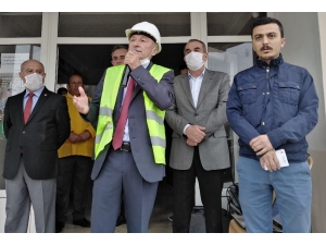 Belediye, İşçilerin 20 Yıllık Borcunu Ödedi