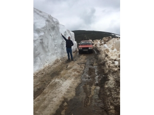 Mayıs Ayında 2.5 Metre Kar