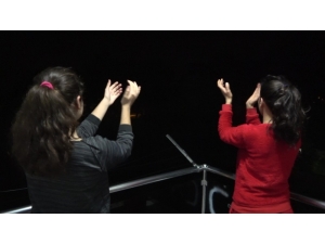 Antalya’da 1 Mayıs Balkonlardan Kutlandı