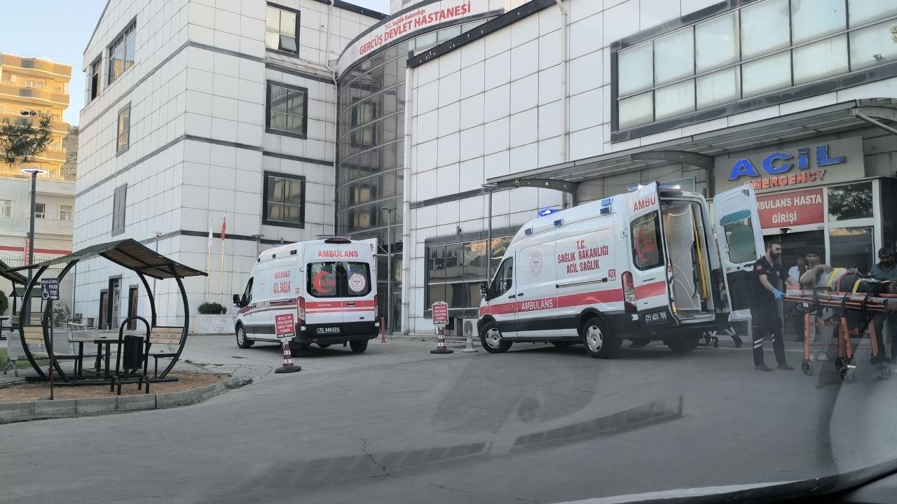 batman-da-insaat-iskelesi-coktu-3-yarali