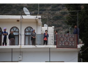 Kaş Ve Demreli Vatandaşlar 1 Mayıs’ı Konserle Kutladı