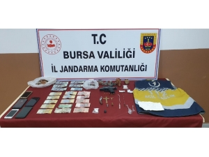 112 Acil Servis Yelekli Tarihi Eser Kaçakçısı Korona Virüslü Çıktı