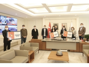 Gaziantep Büyükşehir Personellerinin Fikirlerini Destekliyor