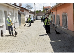 Tepebaşı’nda Temizlik Çalışmaları Devam Ediyor