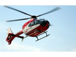 Acil Hasta İçin Tarlaya İnmek İsteyen Ambulans Helikoptere Tarla Sahipleri İzin Vermedi