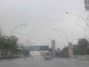 Başkent’te Aniden Bastıran Dolu Sürücülere Zor Anlar Yaşattı