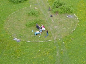 Sakarya’da Kısıtlamayı İhlal Ederek Piknik Hazırlığı Yapan Grubu Drone Yakaladı