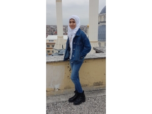 Balkondayken Başına İsabet Eden Kurşunla Hayatını Kaybeden Gencin Ailesi Konuştu