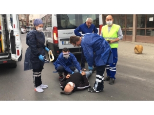 Minibüs Yayaya Çarptı