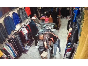 Fatih’te Bir İş Yerinde 2 Gün Arayla Hırsızlık