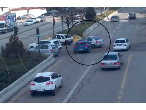 Bir Anlık Dikkatsizlik Kazaya Neden Oldu