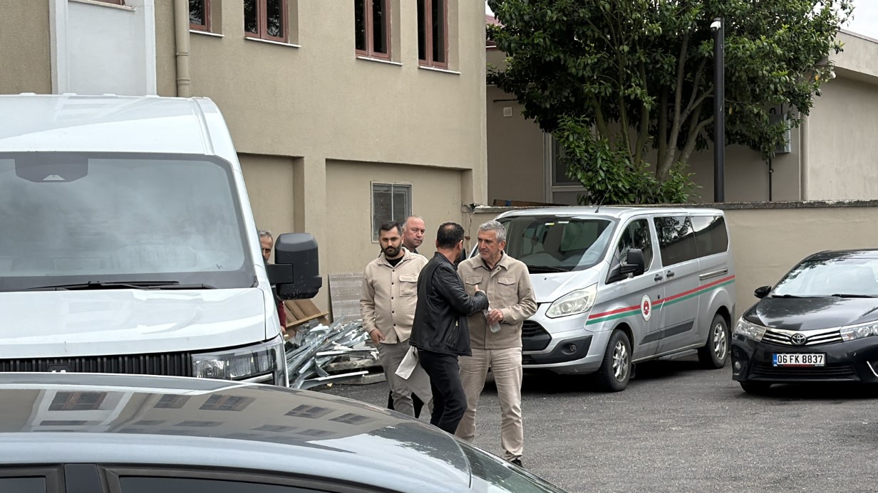 irtikap-sorusturmasinda-gozaltina-alinan-akcakoca-belediye-baskani-fikret-albayrak-tutuklandi