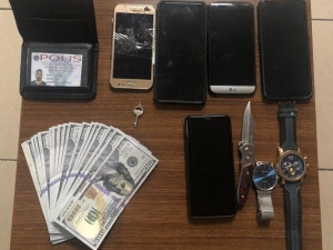 İstanbul’da Sahte Polis Kimliği İle Gasp Yapan Yabancı Uyruklu Çeteye Operasyon