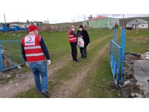 Türk Kızılayı Çıldır Şubesi Ramazan Pidesi Dağıttı