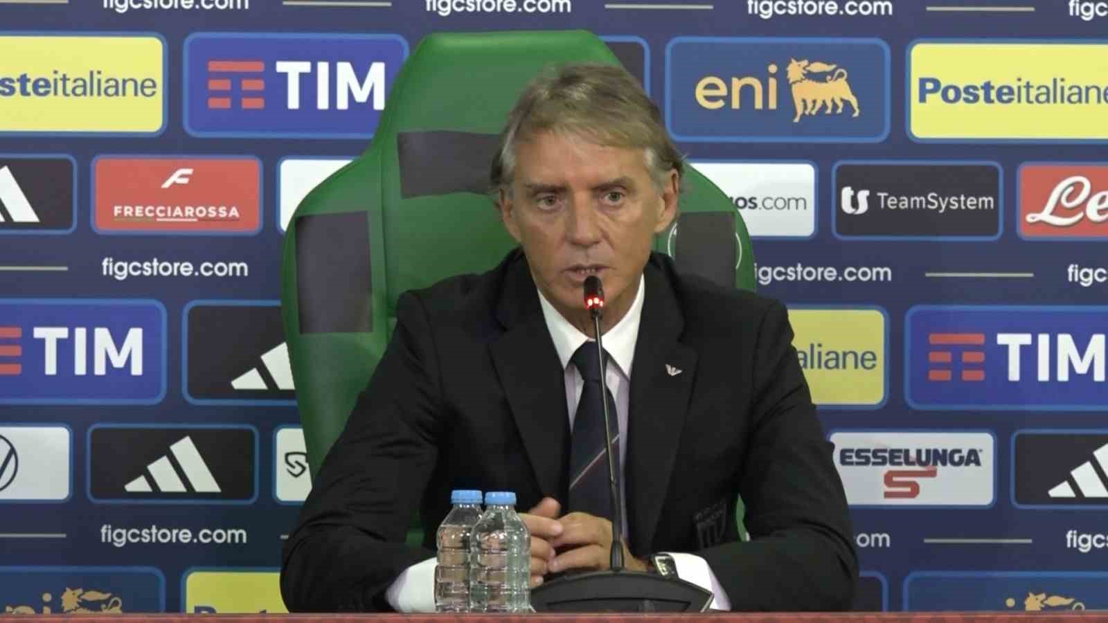 roberto-mancini-takim-her-seyi-en-iyi-sekilde-sahaya-tasidi-mutluyum