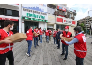 Bursa’da Bir Günde 100 Mahallede Dağıtım Yapıldı