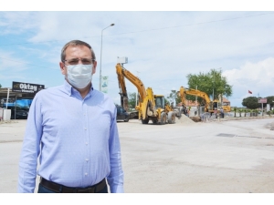 Ayvalık Belediyesi’nden Küçükköy’e 13 Bin Metrekare Kilit Parke Yol