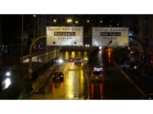 Antalyalılar Kısıtlama Sonrası Sokağa Döküldü