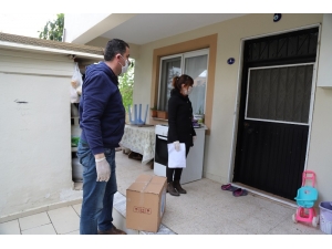 Menderes’te İhtiyaç Sahipleri Unutulmuyor