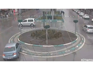 Aşırı Hız Ve Dikkatsizlik Kazalara Davetiye Çıkarttı