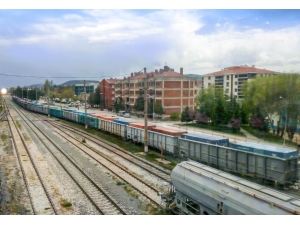 Türkiye’nin Tek Seferde En Uzağa Giden En Uzun İhracat Treni Yolda