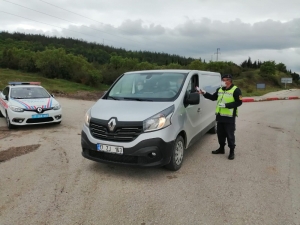 Çan’da Trafik Haftası Nedeniyle Jandarmadan Sürücülere Anlamlı Broşür