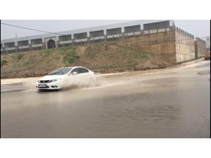 Kırklareli’nde Kuvvetli Sağanak Etkisini Sürdürüyor