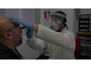 Kocaeli’de İşçilere Korona Virüs Taraması Yapılıyor