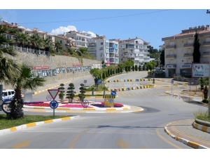 Kuşadası’nda Tek Yön Uygulamasında 3. Etaba Geçildi