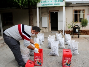 Toroslar Belediyesi 300 Kilo Atık Pil Topladı