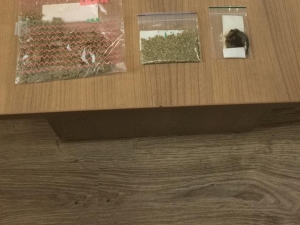 Kuşadası’nda Rezidansa Uyuşturucu Operasyonu